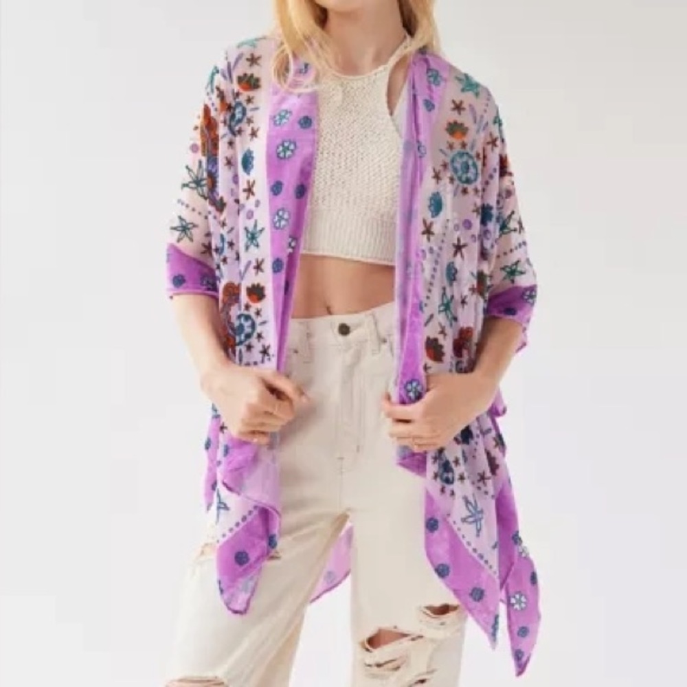 Urban Outfitters Floral Star Patterned Kimono